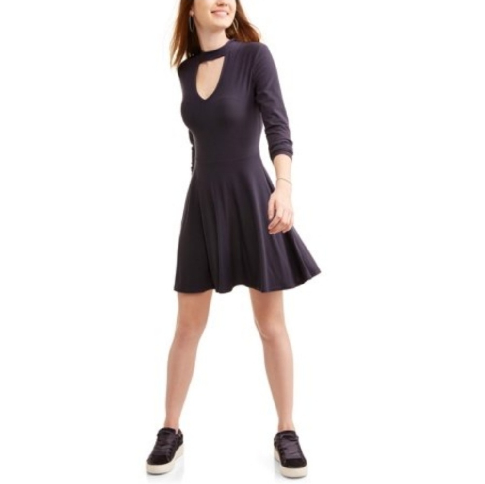 Keyhole flare skater dress